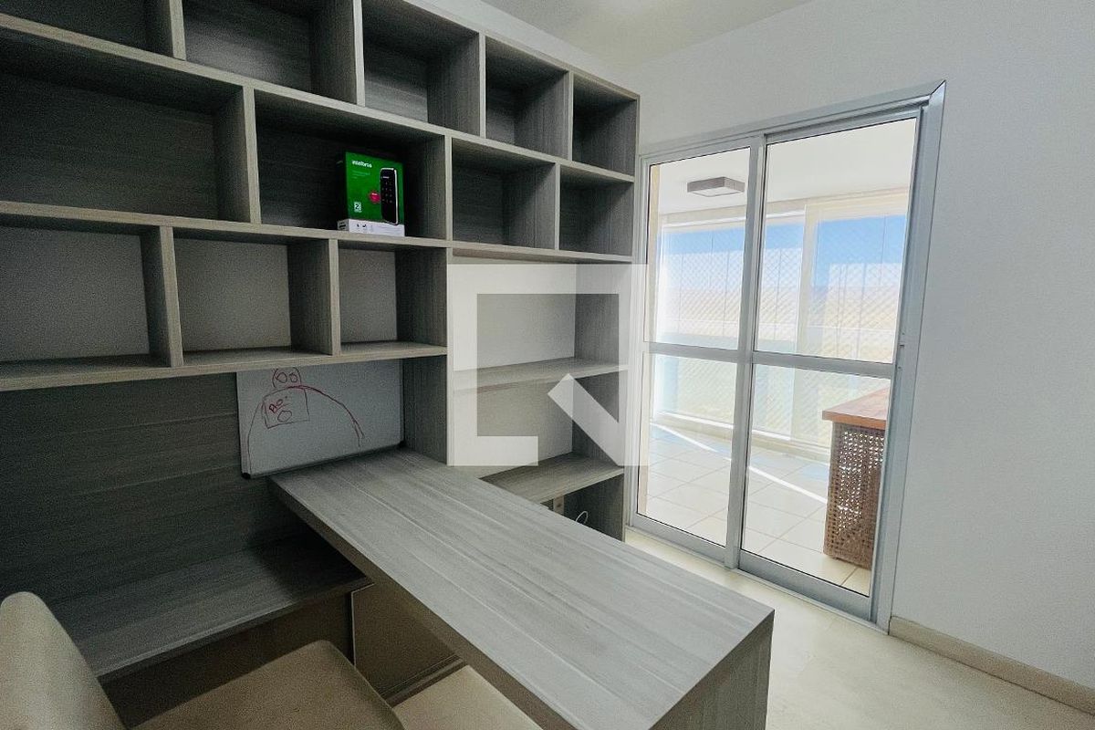 Apartamento à Venda - Lot. Alphaville Campinas, 4 Quartos,  137 m2 em , Campinas - sp | SoloBR