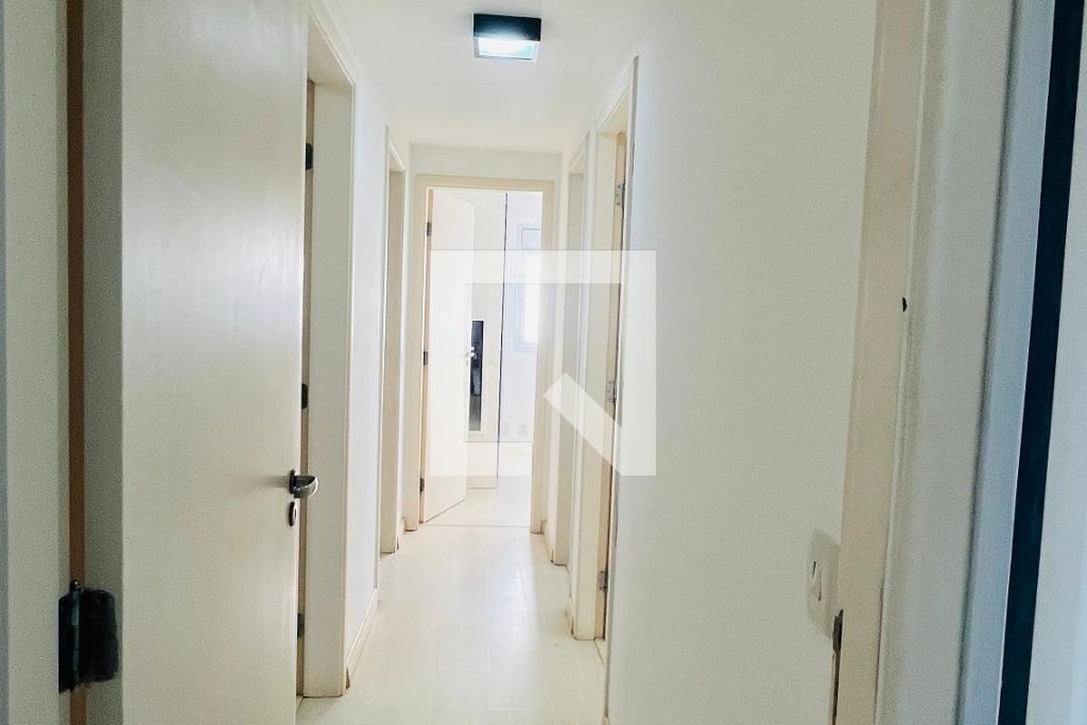 Apartamento à Venda - Lot. Alphaville Campinas, 4 Quartos,  137 m2 em , Campinas - sp | SoloBR