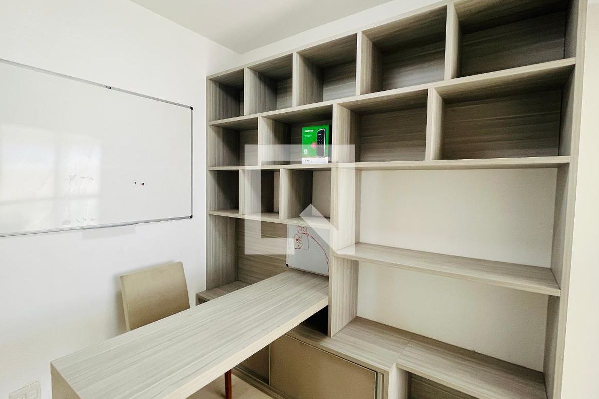 Apartamento à Venda - Lot. Alphaville Campinas, 4 Quartos,  137 m2 em , Campinas - sp | SoloBR