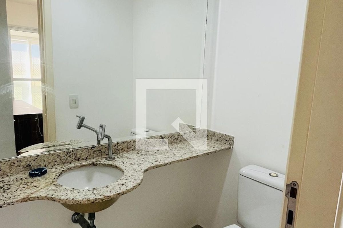Apartamento à Venda - Lot. Alphaville Campinas, 4 Quartos,  137 m2 em , Campinas - sp | SoloBR