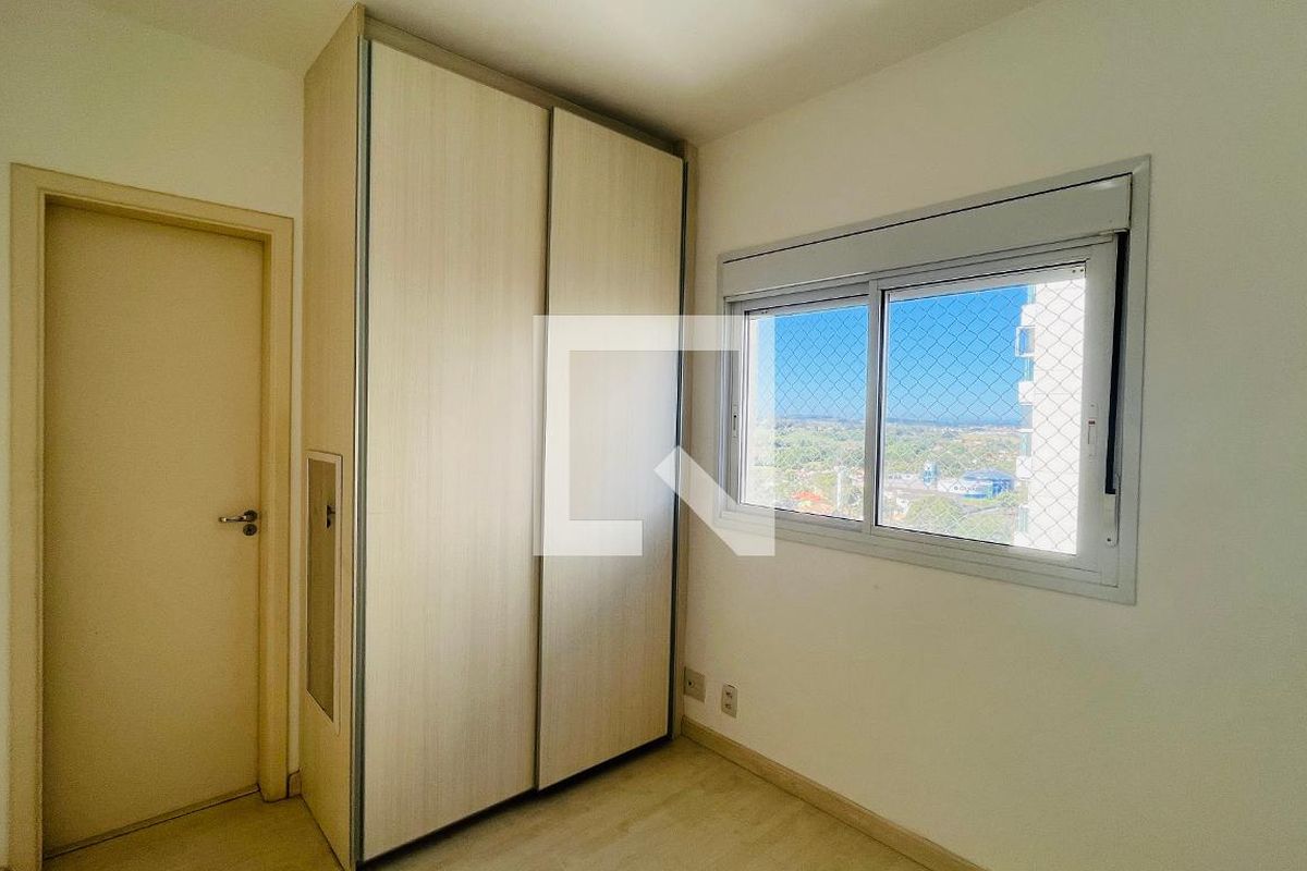 Apartamento à Venda - Lot. Alphaville Campinas, 4 Quartos,  137 m2 em , Campinas - sp | SoloBR