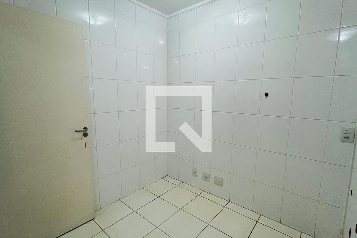 Apartamento à Venda - Lot. Alphaville Campinas, 4 Quartos,  137 m2 em , Campinas - sp | SoloBR