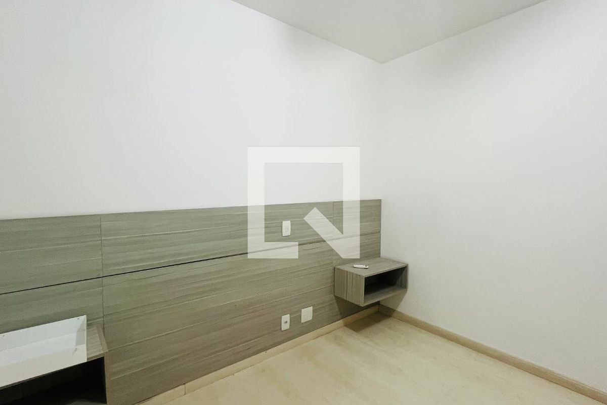Apartamento à Venda - Lot. Alphaville Campinas, 4 Quartos,  137 m2 em , Campinas - sp | SoloBR