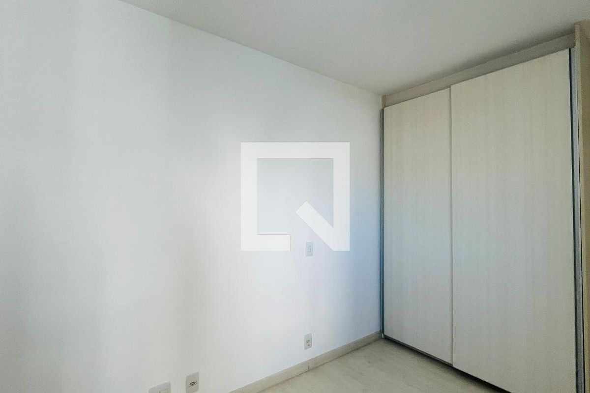 Apartamento à Venda - Lot. Alphaville Campinas, 4 Quartos,  137 m2 em , Campinas - sp | SoloBR