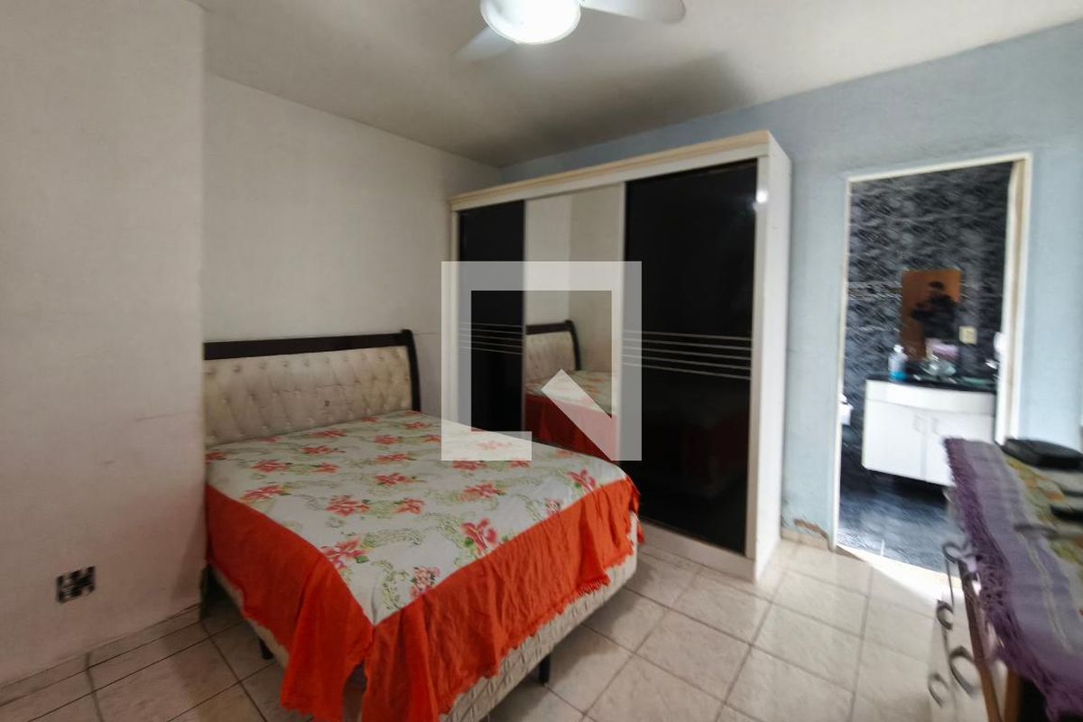 Casa à Venda - Jardim do Lago, 2 Quartos,  195 m2 em , Campinas - sp | SoloBR