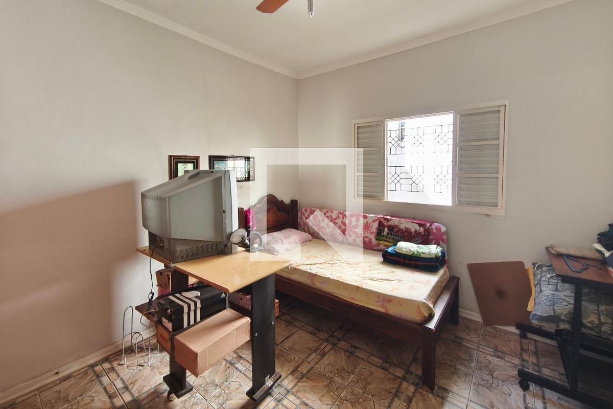 Casa à Venda - Jardim do Lago, 2 Quartos,  195 m2 em , Campinas - sp | SoloBR