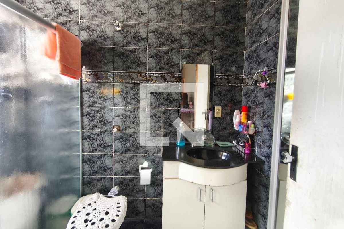 Casa à Venda - Jardim do Lago, 2 Quartos,  195 m2 em , Campinas - sp | SoloBR