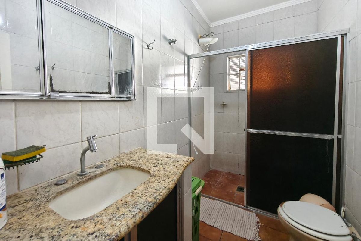 Casa à Venda - Jardim do Lago, 2 Quartos,  195 m2 em , Campinas - sp | SoloBR