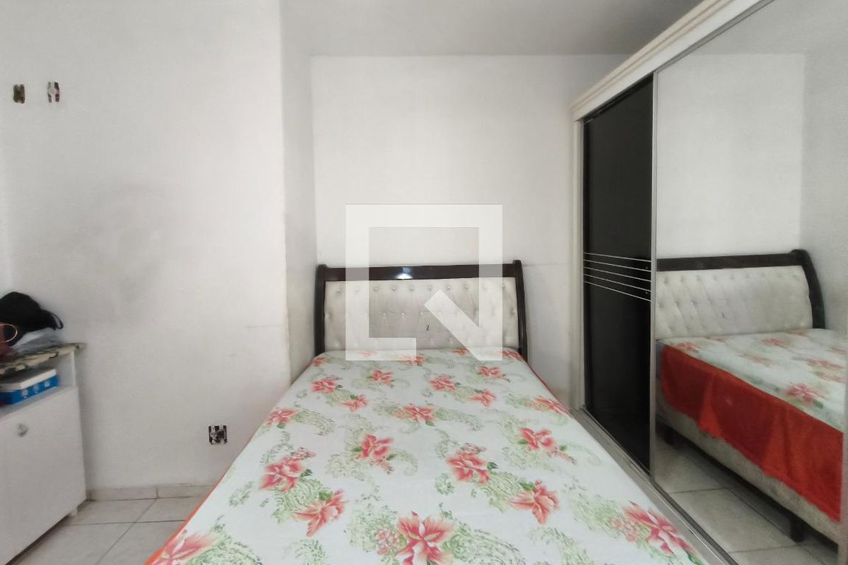Casa à Venda - Jardim do Lago, 2 Quartos,  195 m2 em , Campinas - sp | SoloBR
