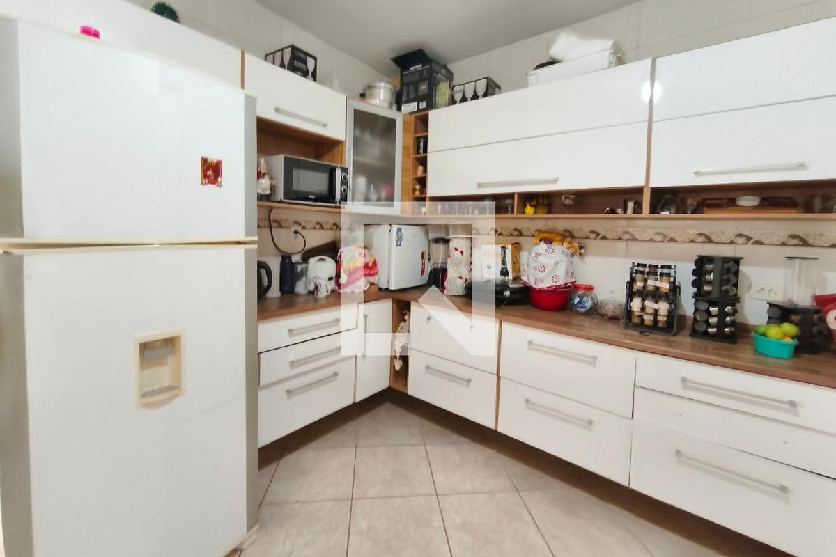 Casa à Venda - Jardim do Lago, 2 Quartos,  195 m2 em , Campinas - sp | SoloBR
