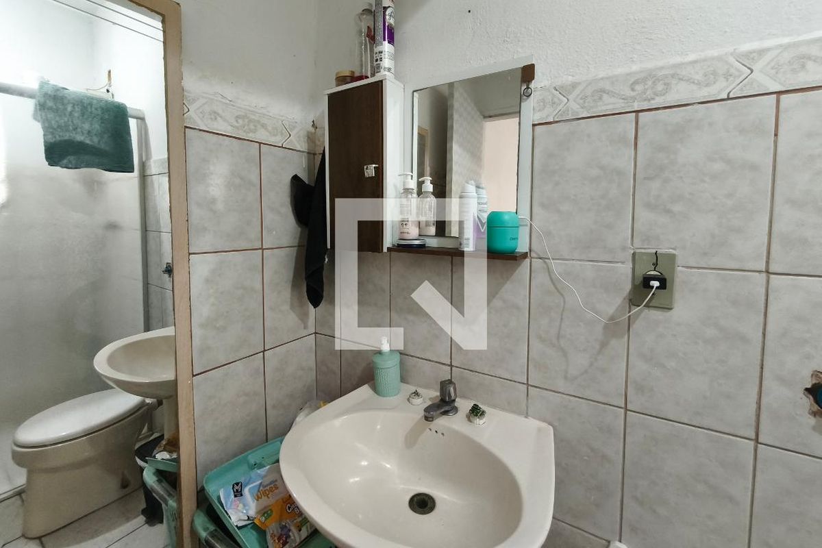 Casa à Venda - Jardim do Lago, 2 Quartos,  195 m2 em , Campinas - sp | SoloBR