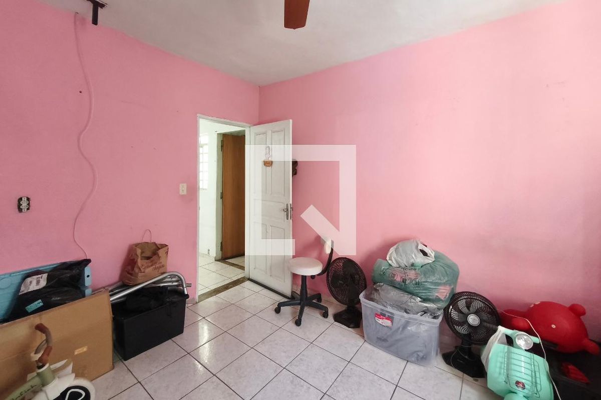 Casa à Venda - Jardim do Lago, 2 Quartos,  195 m2 em , Campinas - sp | SoloBR
