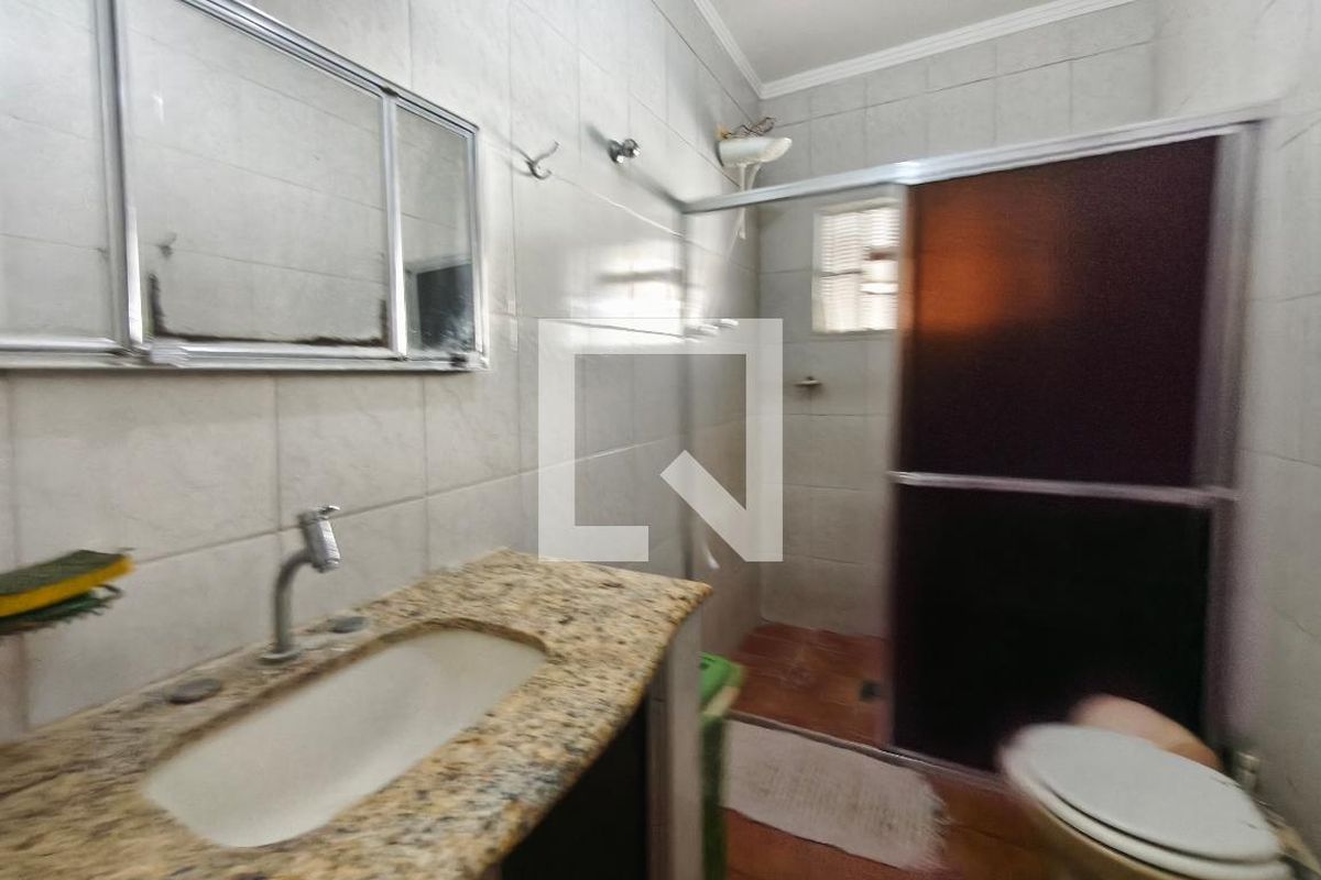 Casa à Venda - Jardim do Lago, 2 Quartos,  195 m2 em , Campinas - sp | SoloBR