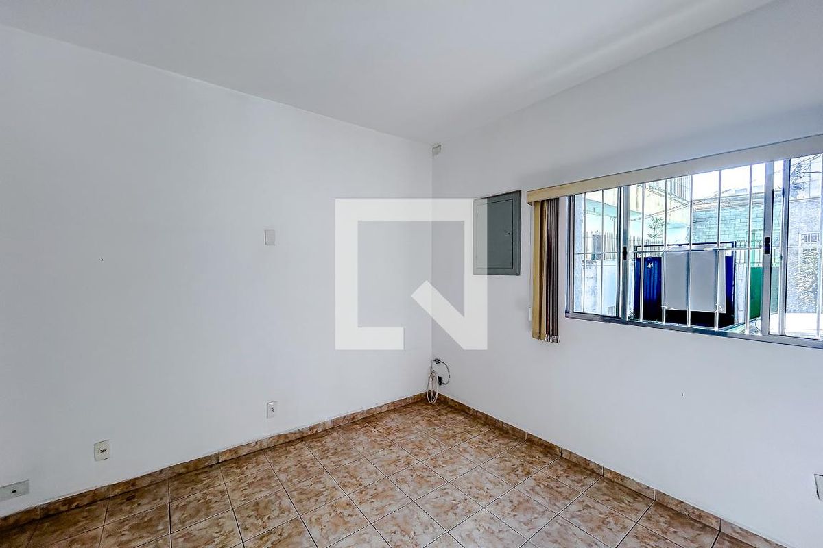Casa, 4 quartos, 60 m² - Foto 2