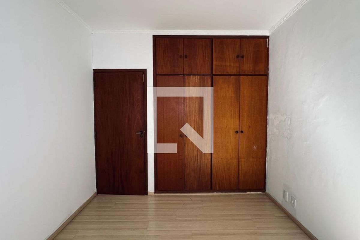 Casa à Venda - Barão Geraldo - Centro, 3 Quartos,  300 m2 em , Campinas - sp | SoloBR