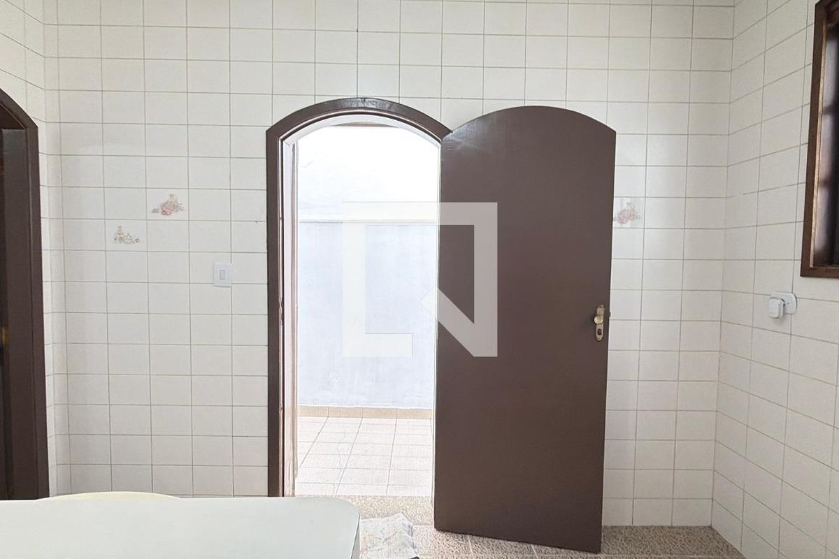 Casa, 4 quartos, 197 m² - Foto 55