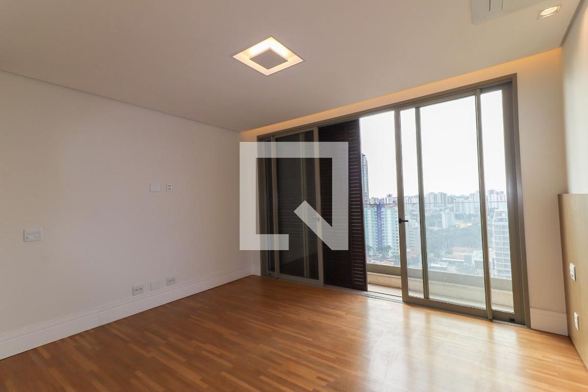 Apartamento à Venda - Cambuí, 3 Quartos,  257 m2 em , Campinas - sp | SoloBR