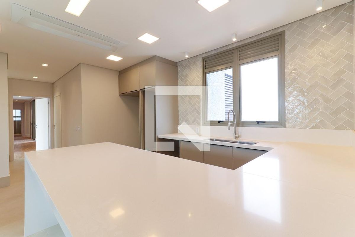 Apartamento à Venda - Cambuí, 3 Quartos,  257 m2 em , Campinas - sp | SoloBR