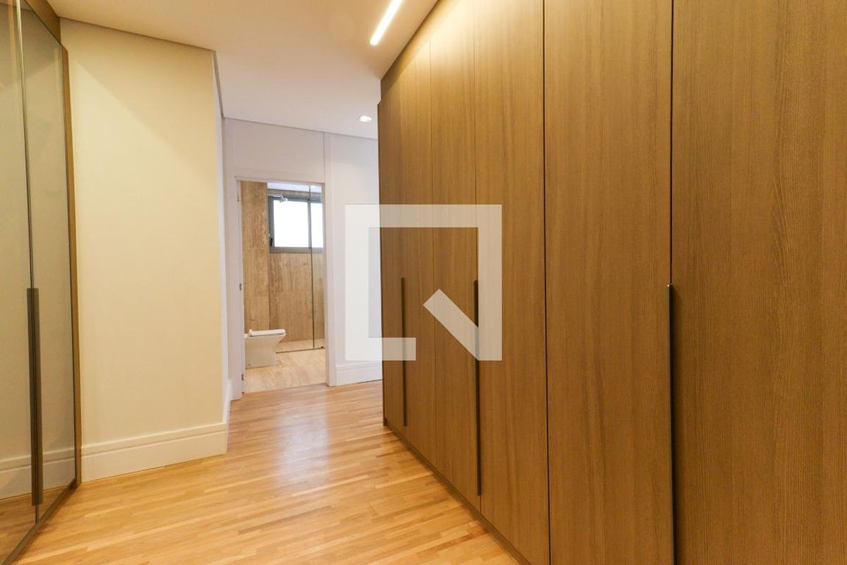 Apartamento à Venda - Cambuí, 3 Quartos,  257 m2 em , Campinas - sp | SoloBR