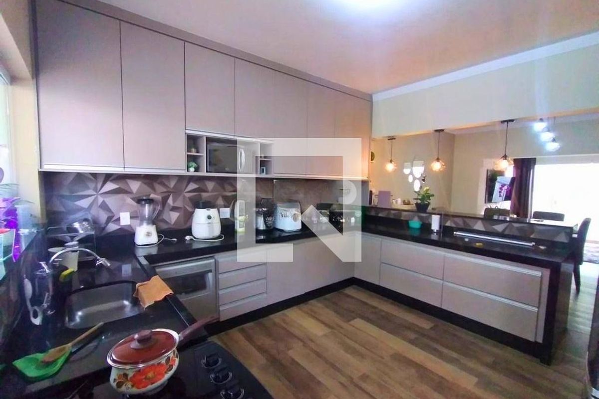 Casa à Venda - Jardim Chapadão, 3 Quartos,  272 m2 em , Campinas - sp | SoloBR