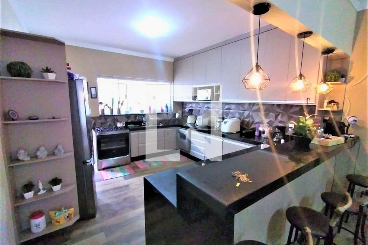 Casa à Venda - Jardim Chapadão, 3 Quartos,  272 m2 em , Campinas - sp | SoloBR