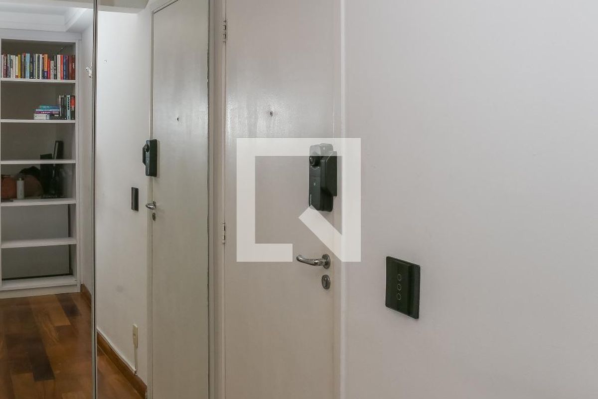 Apartamento, 2 quartos, 75 m² - Foto 1