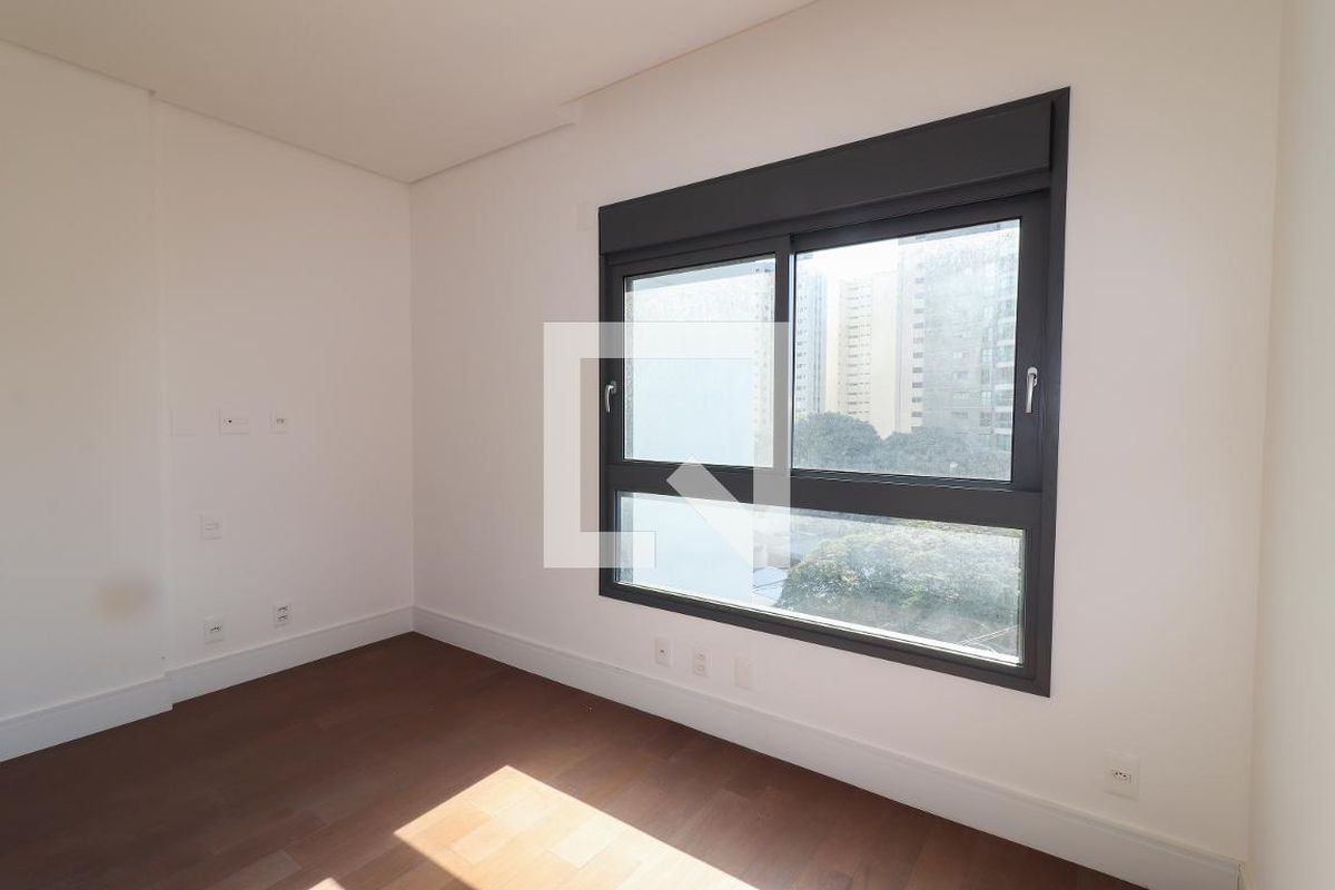 Apartamento à Venda - Cambuí, 3 Quartos,  190 m2 em , Campinas - sp | SoloBR