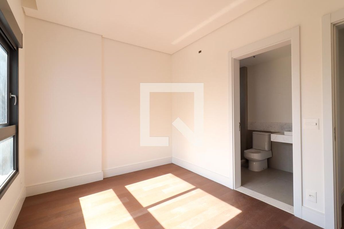 Apartamento à Venda - Cambuí, 3 Quartos,  190 m2 em , Campinas - sp | SoloBR