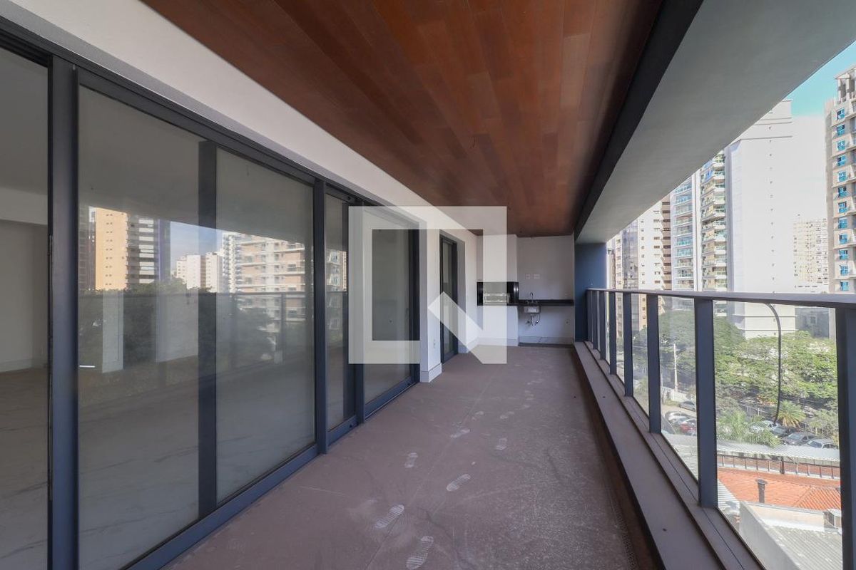 Apartamento à Venda - Cambuí, 3 Quartos,  190 m2 em , Campinas - sp | SoloBR