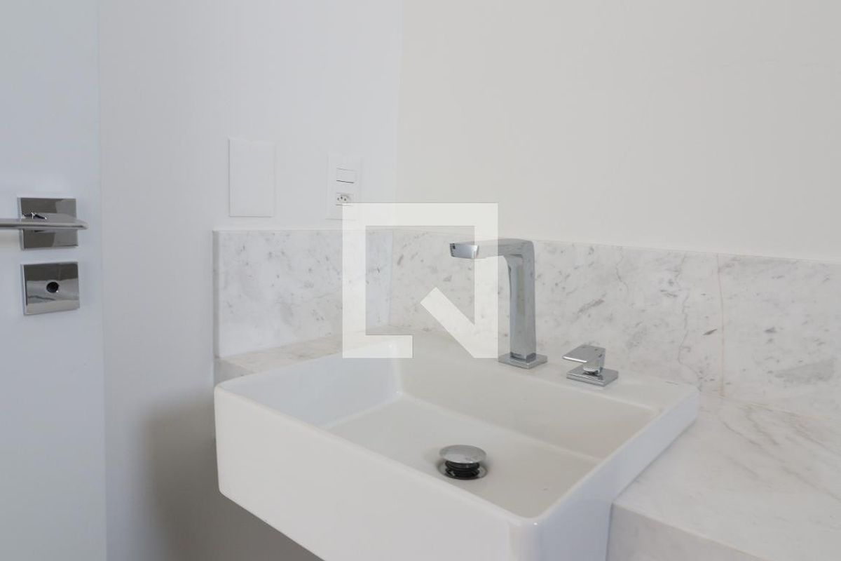 Apartamento à Venda - Cambuí, 3 Quartos,  190 m2 em , Campinas - sp | SoloBR