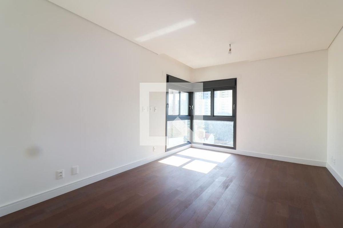 Apartamento à Venda - Cambuí, 3 Quartos,  190 m2 em , Campinas - sp | SoloBR