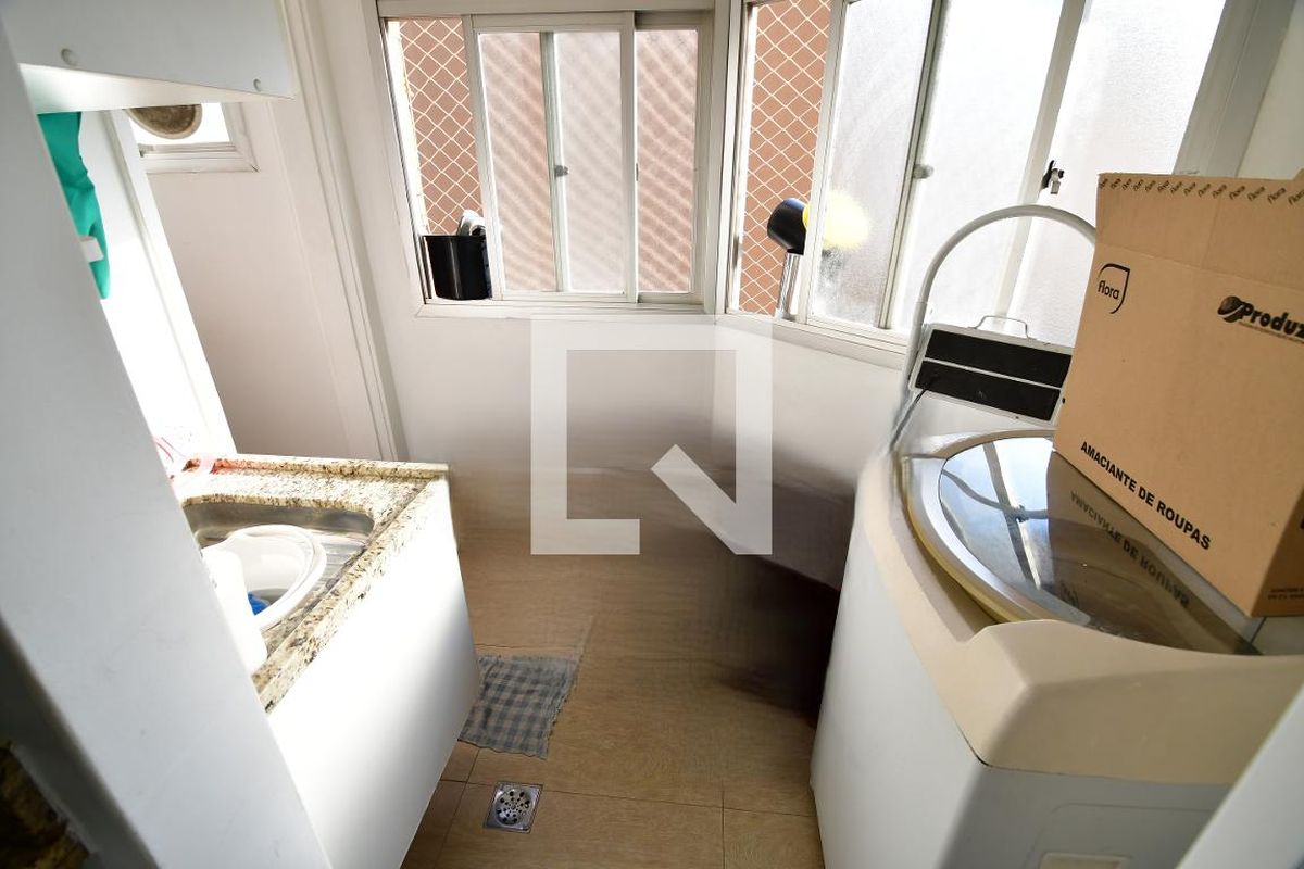 Apartamento à Venda - Bosque, 1 Quarto,  64 m2 em , Campinas - sp | SoloBR