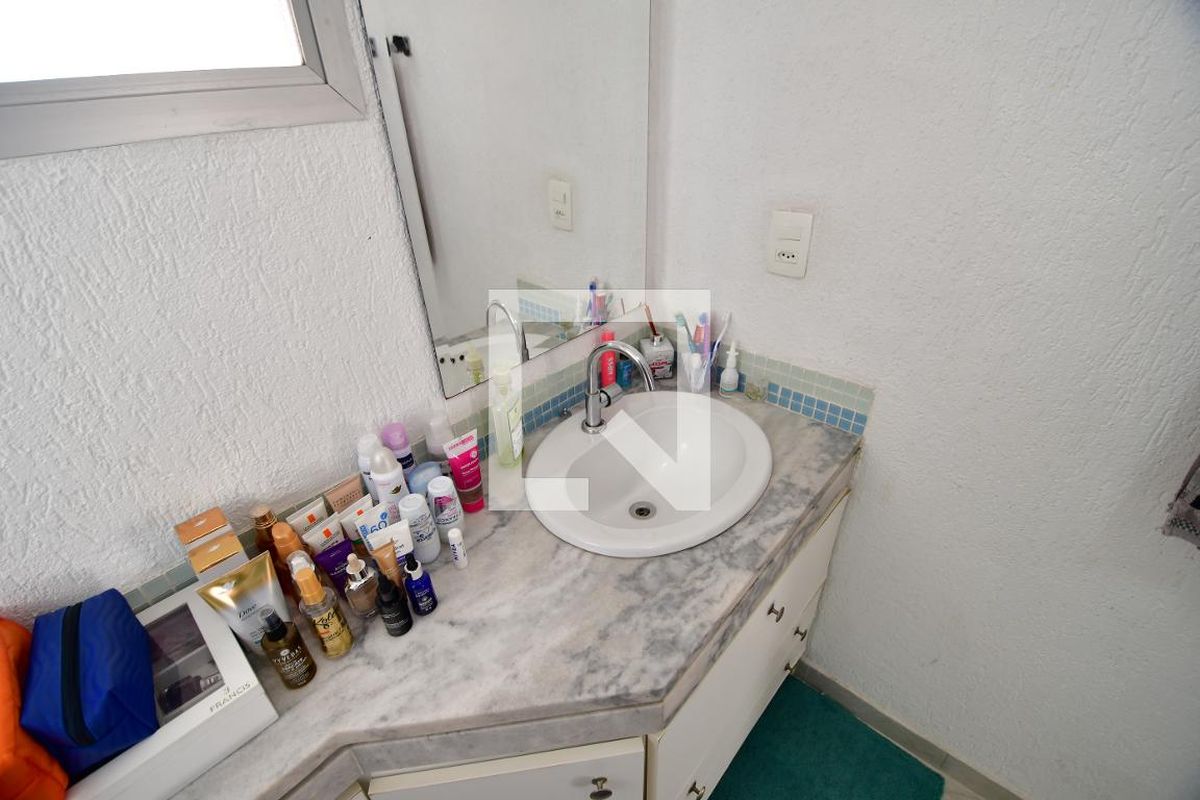 Apartamento à Venda - Bosque, 1 Quarto,  64 m2 em , Campinas - sp | SoloBR