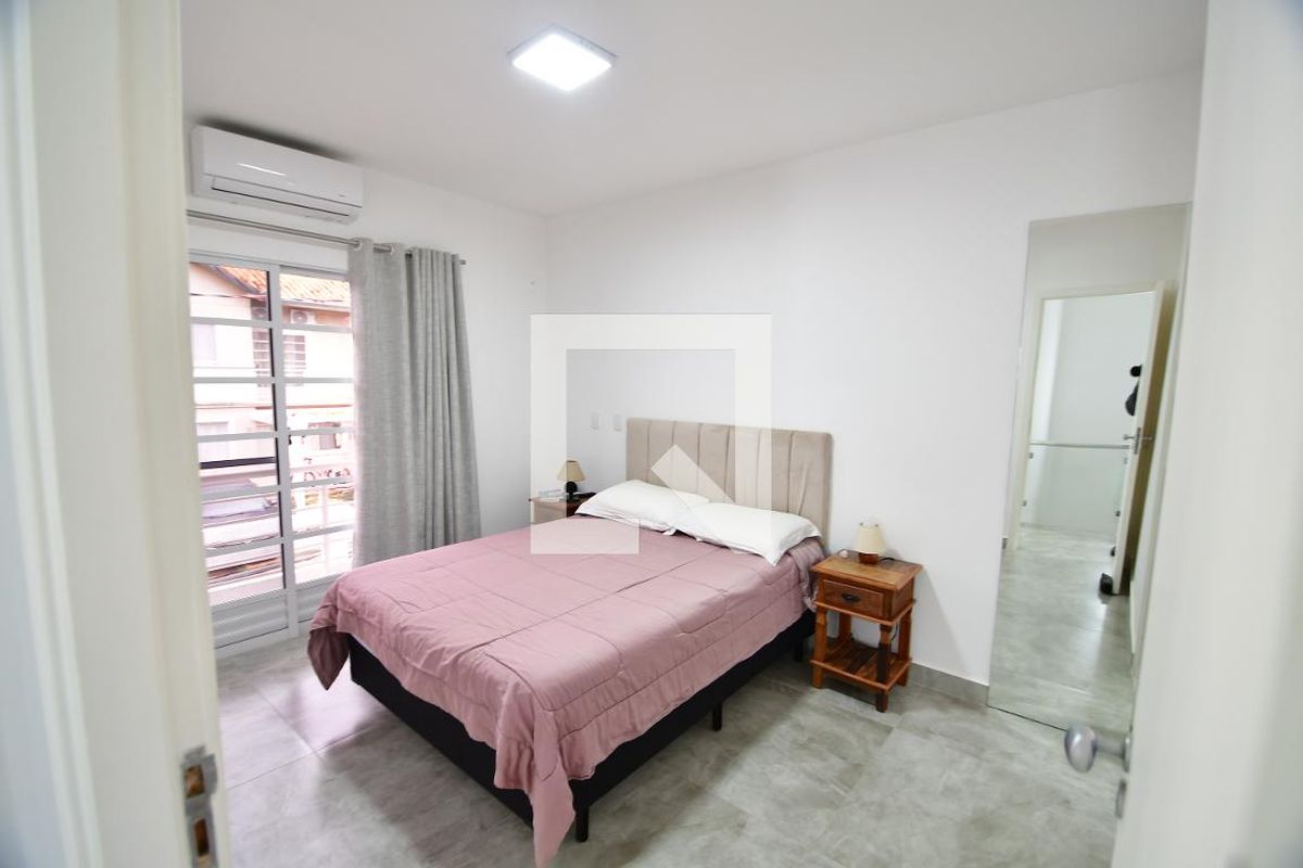 Casa à Venda - Mansões Santo Antônio, 3 Quartos,  155 m2 em , Campinas - sp | SoloBR