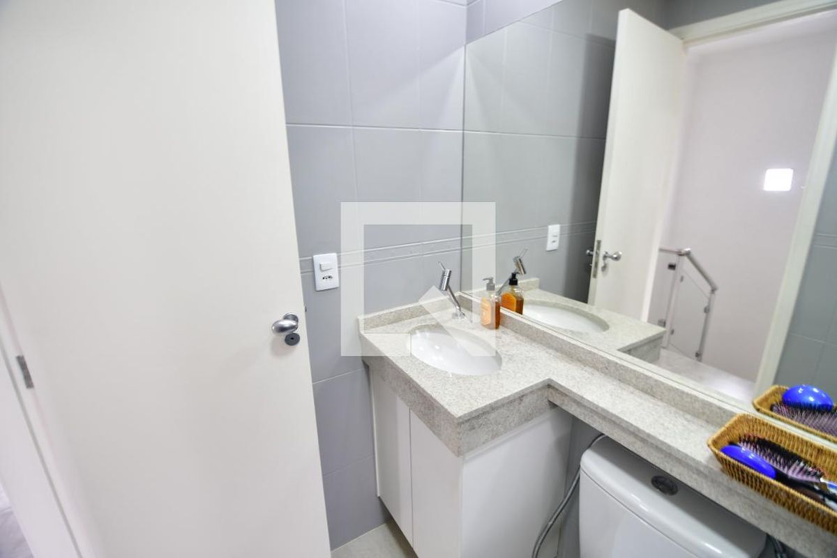 Casa à Venda - Mansões Santo Antônio, 3 Quartos,  155 m2 em , Campinas - sp | SoloBR