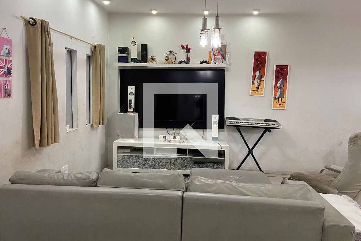 Casa, 3 quartos, 180 m² - Foto 2