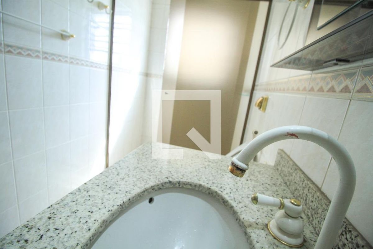 Casa, 4 quartos, 200 m² - Foto 42