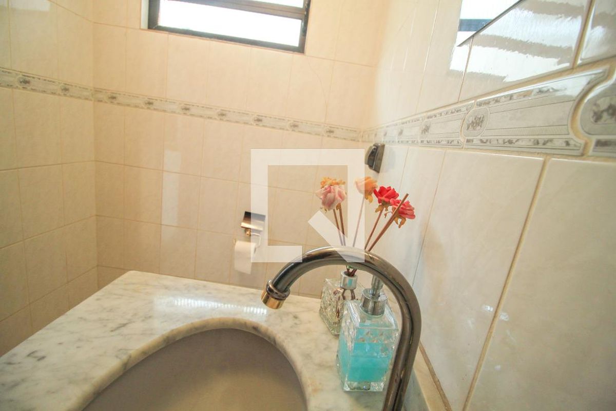 Casa, 4 quartos, 200 m² - Foto 11