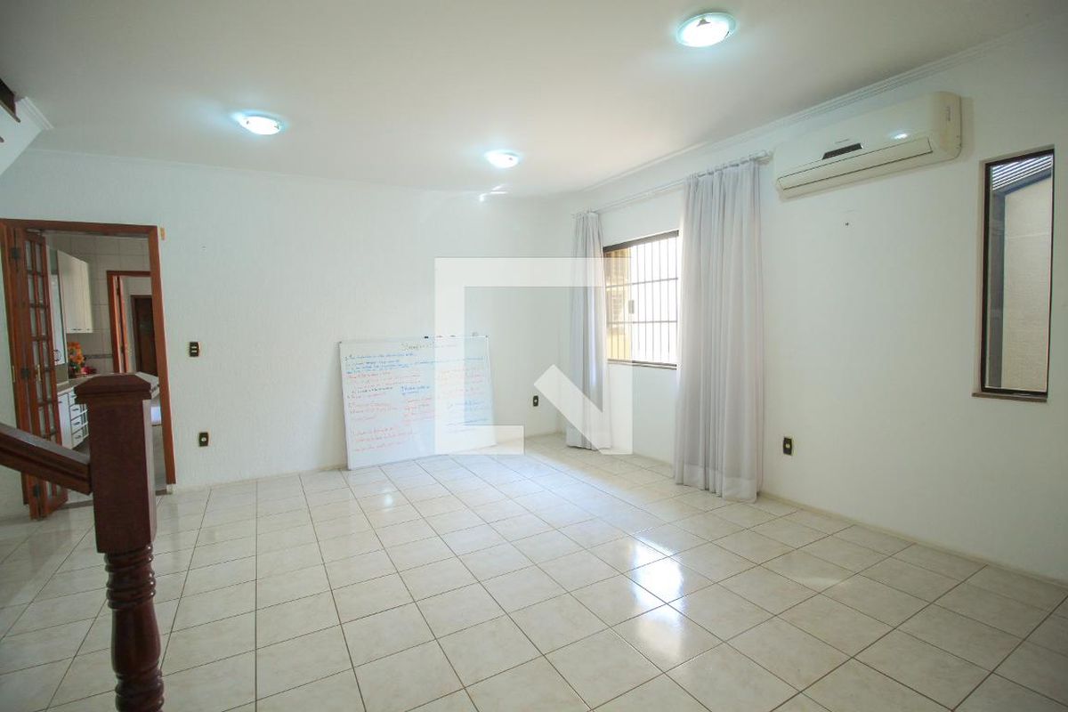 Casa, 4 quartos, 200 m² - Foto 5