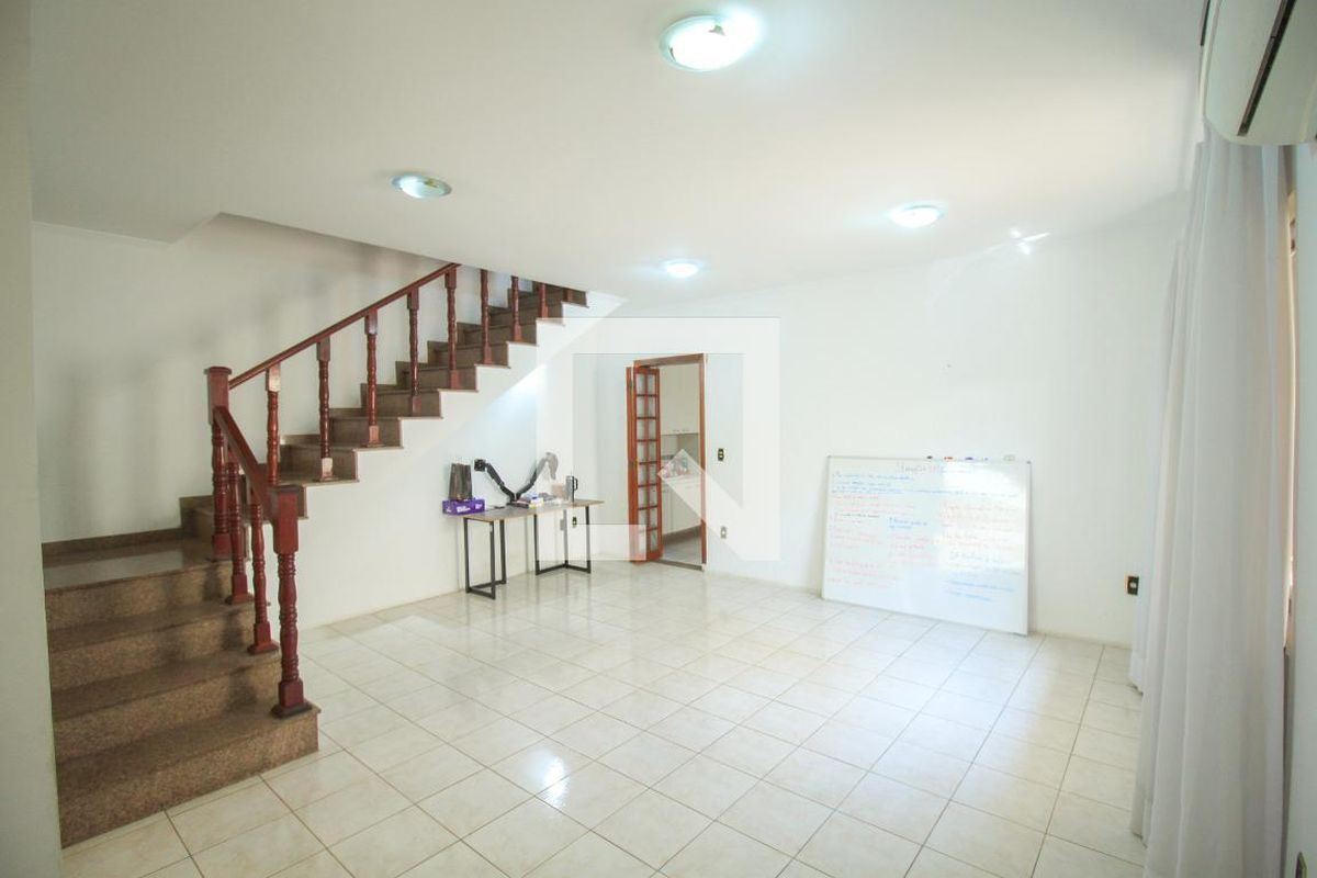 Casa, 4 quartos, 200 m² - Foto 6