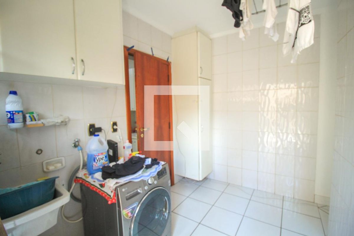 Casa, 4 quartos, 200 m² - Foto 59