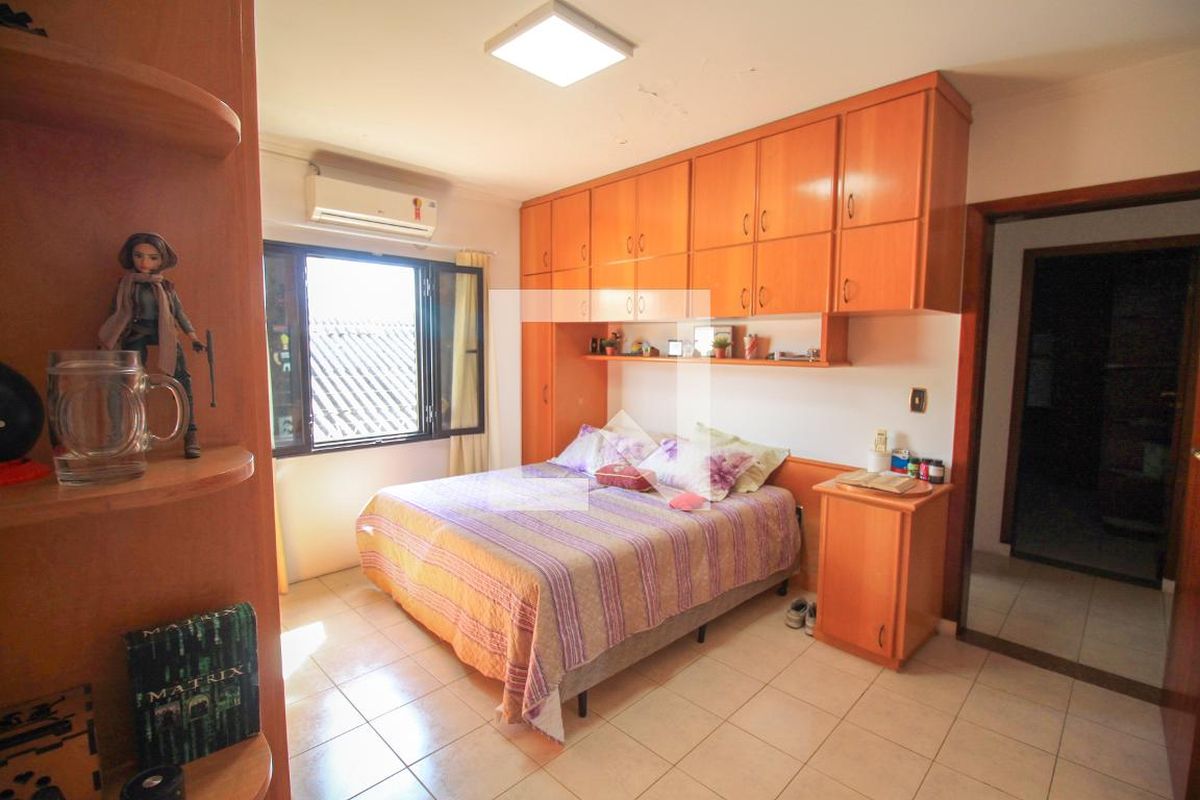 Casa, 4 quartos, 200 m² - Foto 25