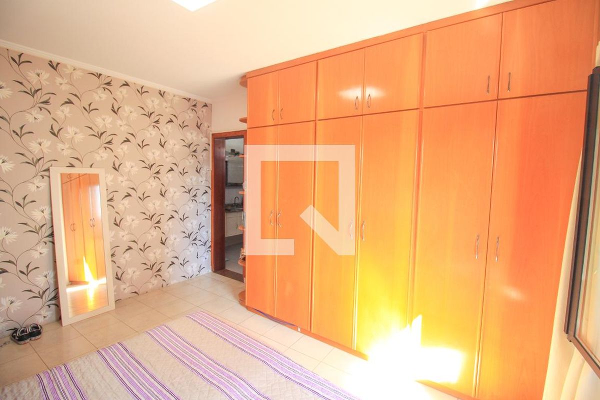 Casa, 4 quartos, 200 m² - Foto 26