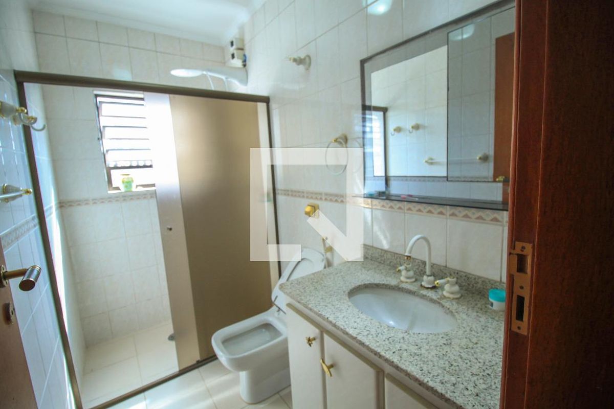 Casa, 4 quartos, 200 m² - Foto 40