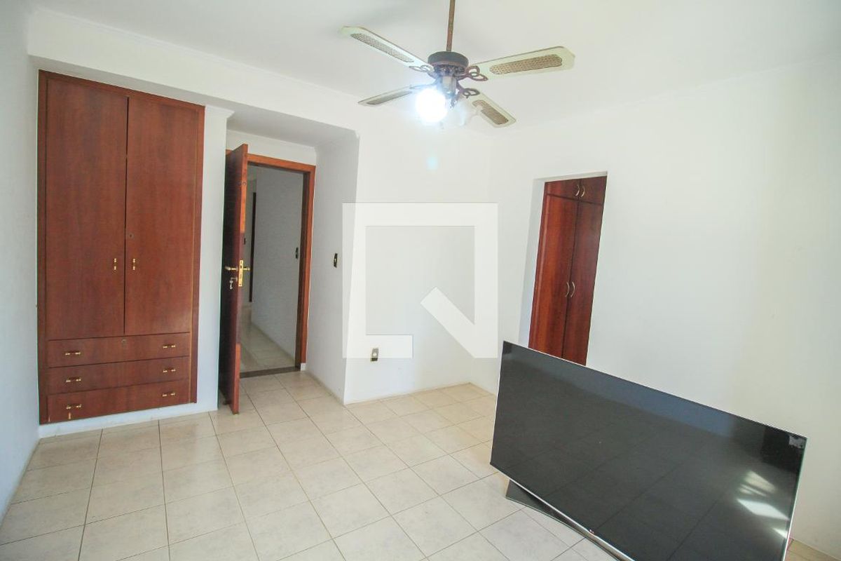 Casa, 4 quartos, 200 m² - Foto 15