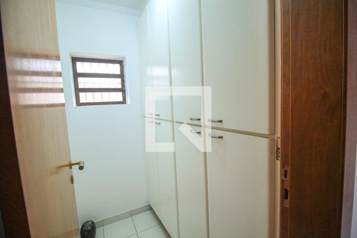 Casa, 4 quartos, 200 m² - Foto 52