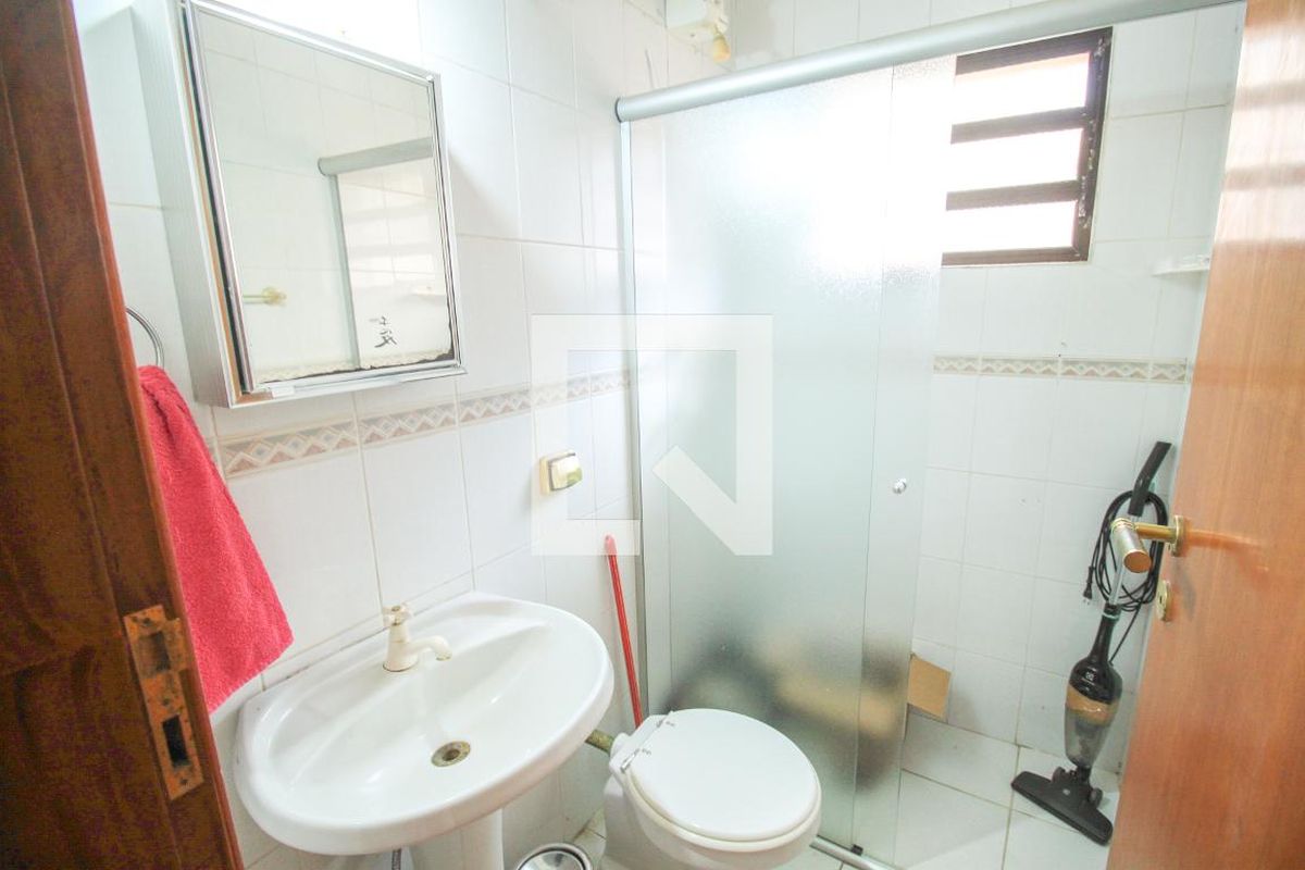 Casa, 4 quartos, 200 m² - Foto 49