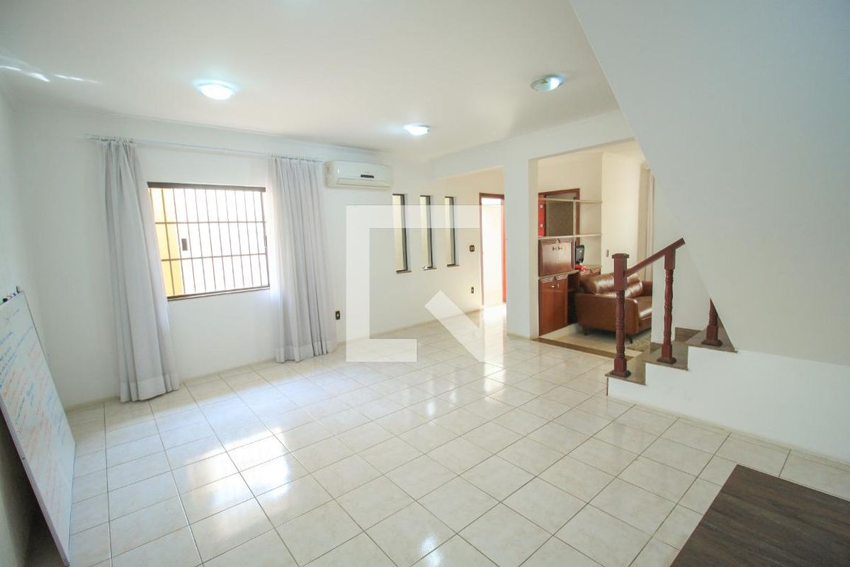 Casa, 4 quartos, 200 m² - Foto 8