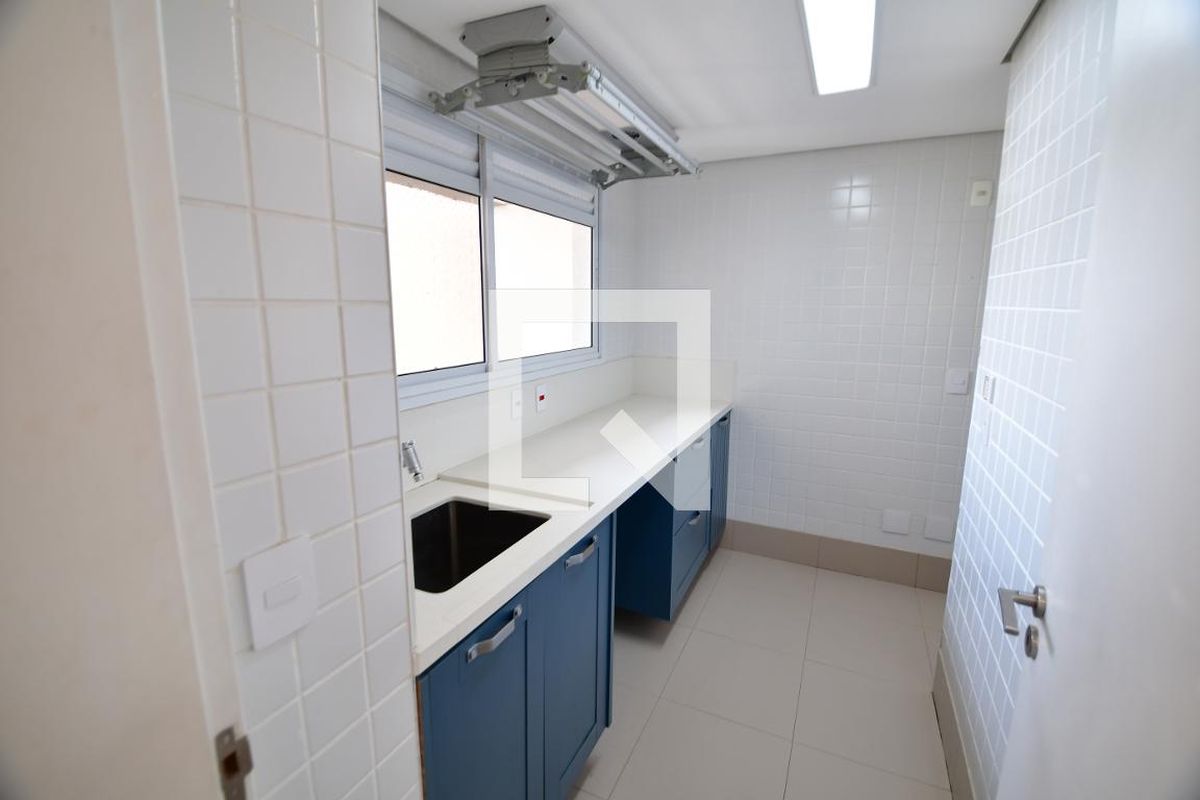 Apartamento à Venda - Cambuí, 3 Quartos,  130 m2 em , Campinas - sp | SoloBR