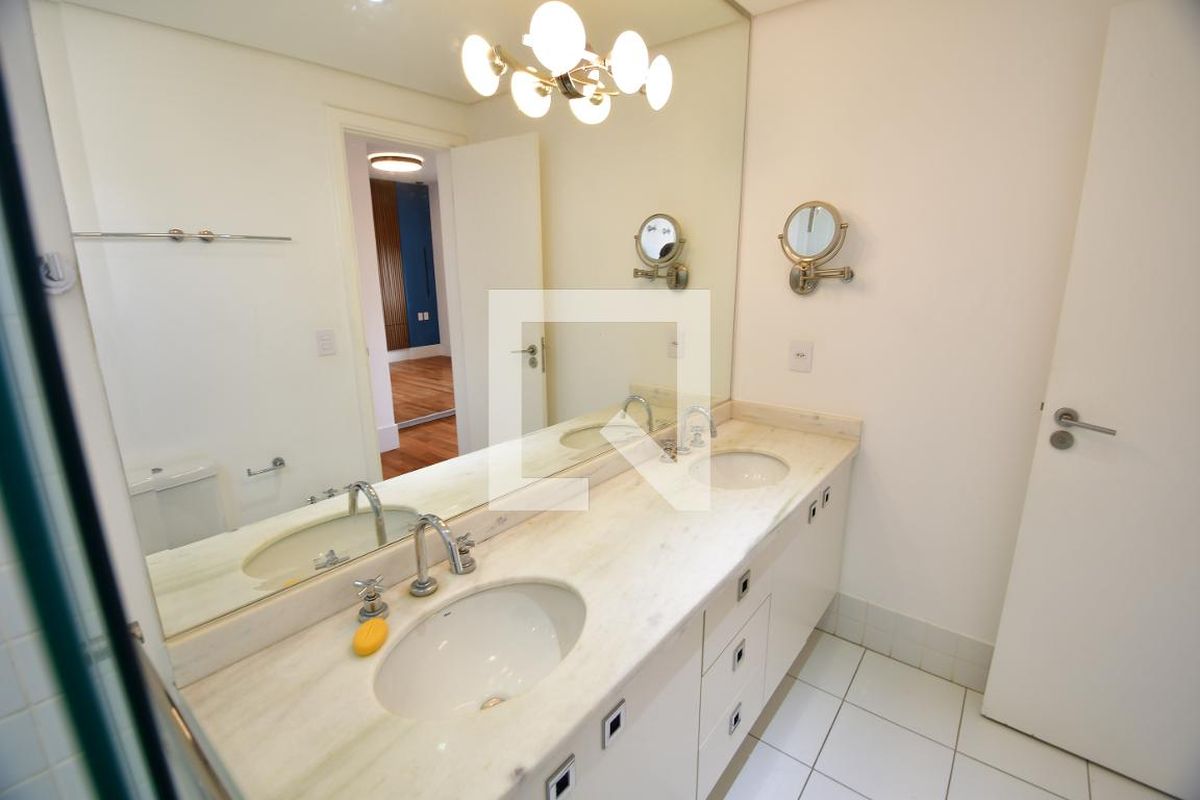 Apartamento à Venda - Cambuí, 3 Quartos,  130 m2 em , Campinas - sp | SoloBR